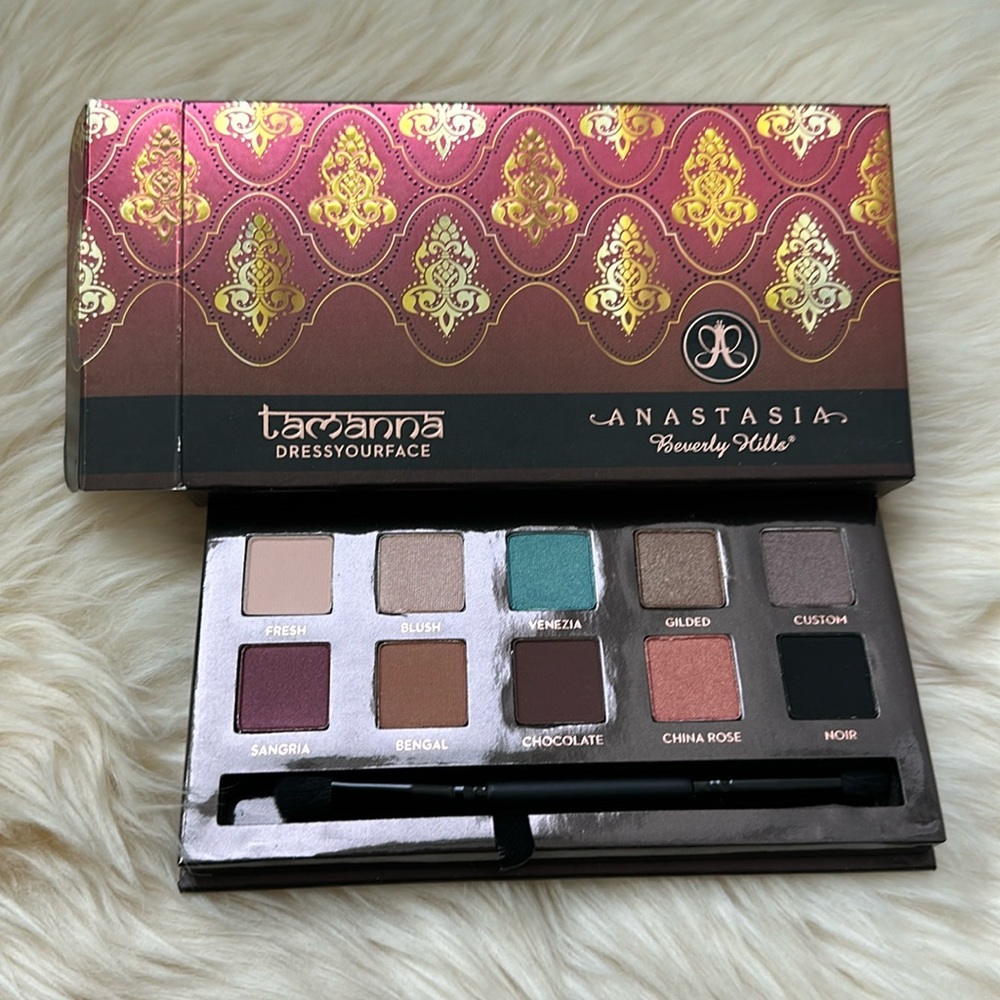 Anastasia Tamanna Dress Your Face Eyeshadow Palette